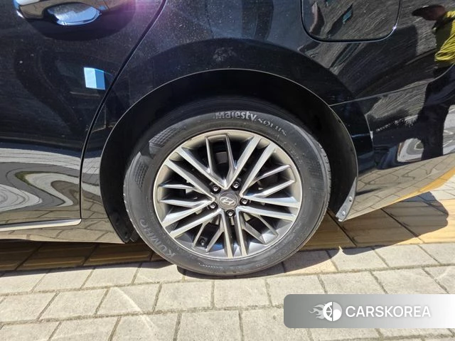 Hyundai Grandeur IG id 4424649 из Кореи 15