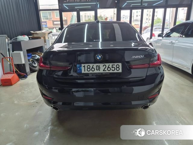 BMW 3 Series (G20) id 4309582 из Кореи 13