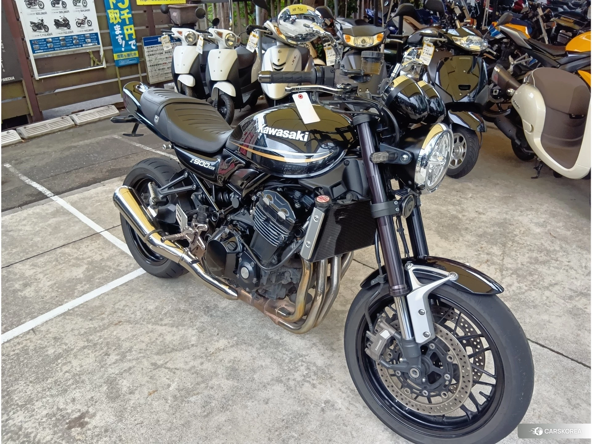 Kawasaki Z900RS id 4237933 из Японии 9