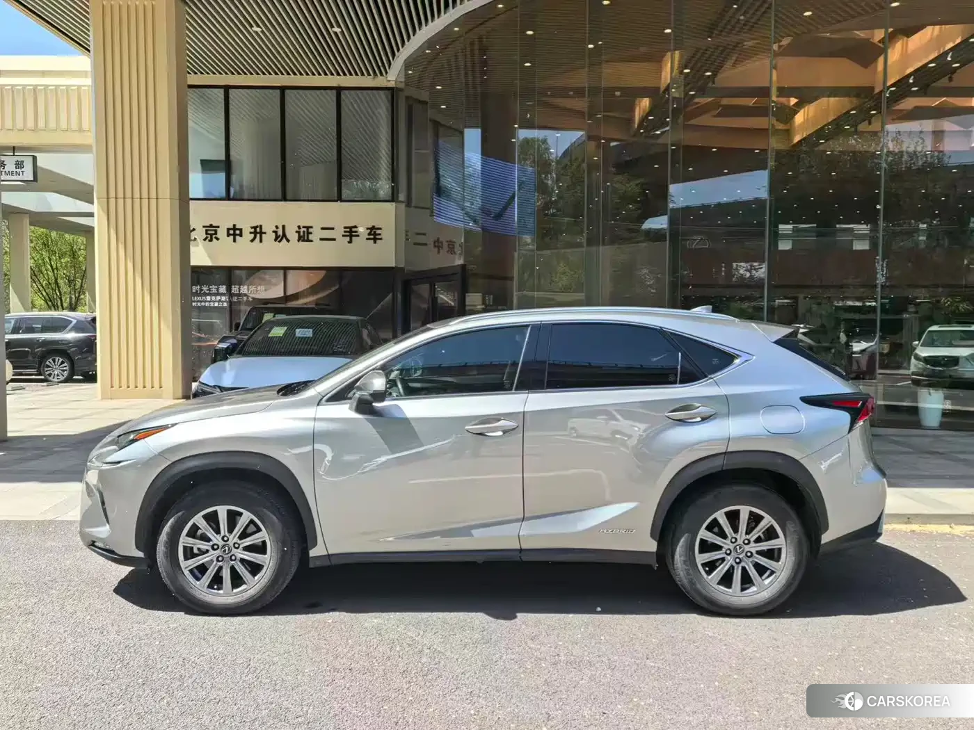 Lexus NX 2021 Silver/gray из Китая, фото 5