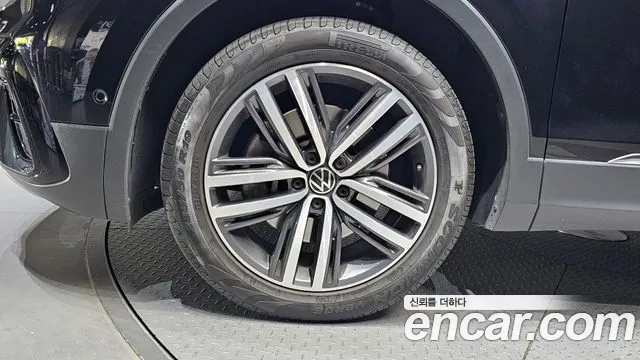 Volkswagen Tiguan Allspace id 2805959 из Кореи 15