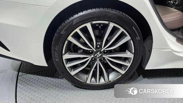 Kia Stinger id 3966595 из Кореи 15