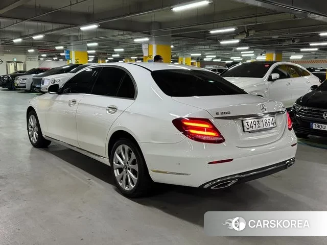 Mercedes-Benz E-Class W213 id 3469194 из Кореи 15