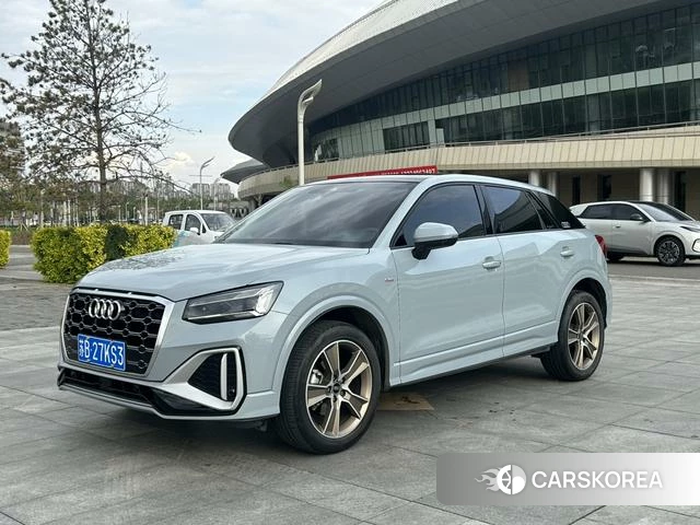 Audi Q2L id 4335823 из Китая 9