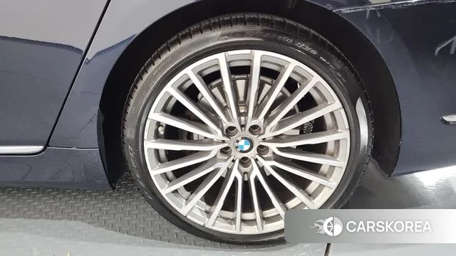 BMW 7 Series (G11) id 3368354 из Кореи 15