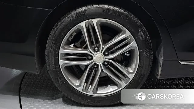 Hyundai Grandeur IG id 3090792 из Кореи 15