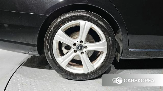 Mercedes-Benz E-Class W213 id 4180818 из Кореи 15