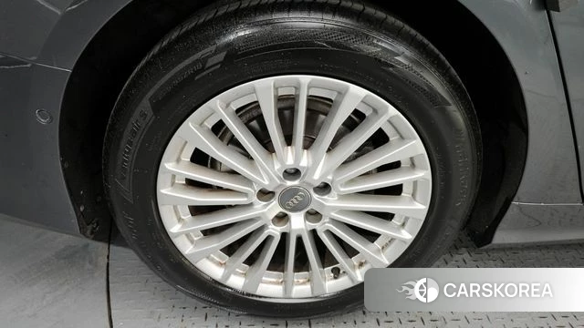 Audi A6 (C8) id 4377154 из Кореи 30