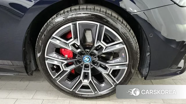 BMW i5 (G60) id 3664155 из Кореи 15