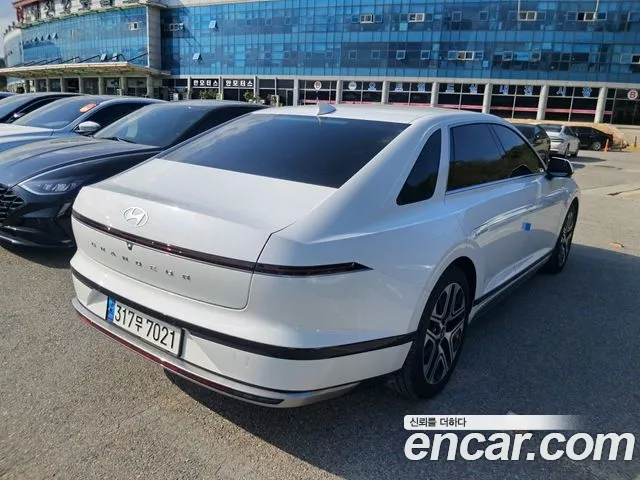 Hyundai Grandeur (GN7) id 2642871 из Кореи 5