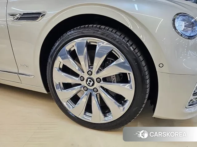 Bentley Flying Spur 3rd Generation id 3438916 из Кореи 15