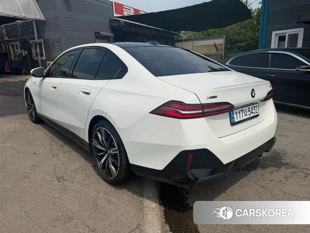 BMW 5 Series (G60) id 4654040 из Кореи 15
