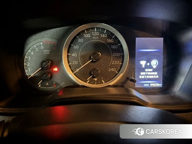 Toyota Corolla 2023 Белый из Китая, фото 5