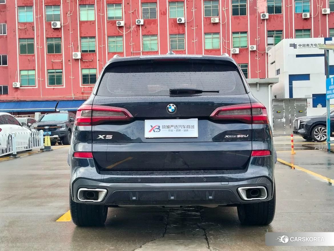 BMW X5 id 4485296 из Китая 11