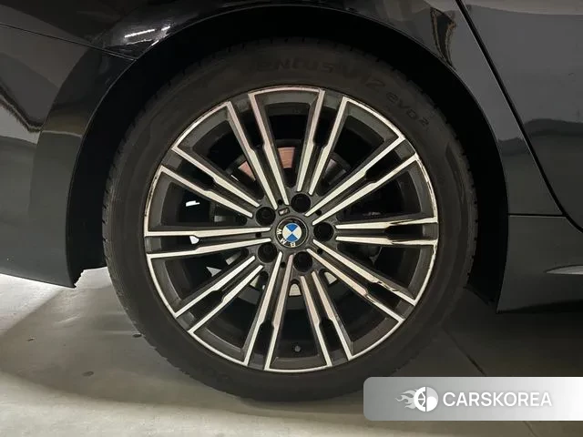 BMW 3 Series (G20) id 3023395 из Кореи 7