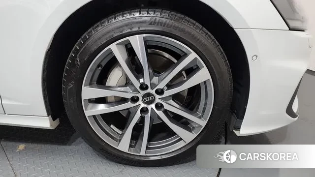 Audi A6 (C8) id 3457883 из Кореи 15