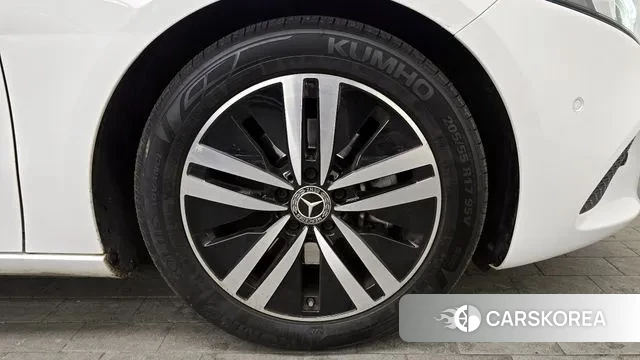 Mercedes-Benz A-Class W177 id 3635664 из Кореи 15