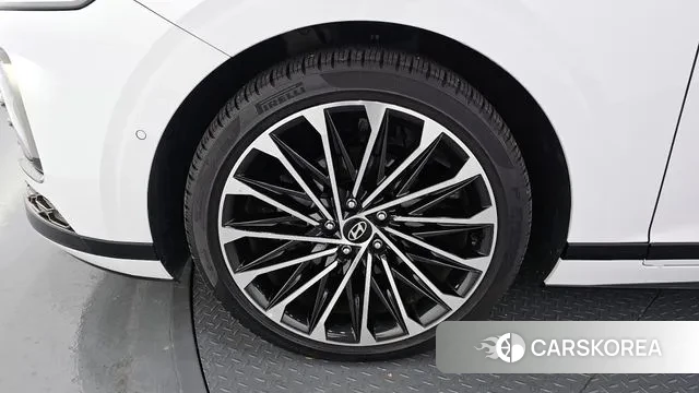 Hyundai Grandeur Hybrid (GN7) id 3447291 из Кореи 15