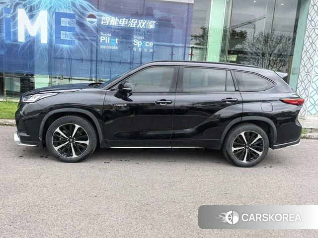 Toyota Crown Lufang 2022 Черный из Китая, фото 5