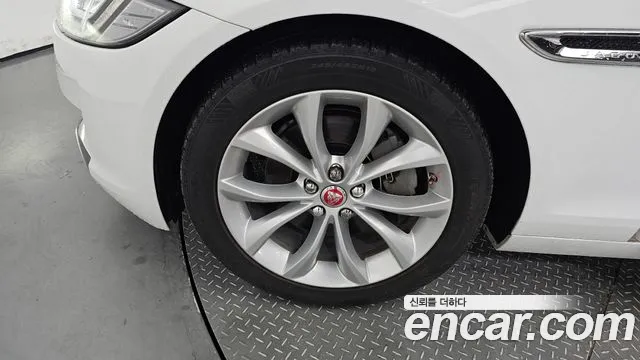 Jaguar XF (X260) id 2759249 из Кореи 15