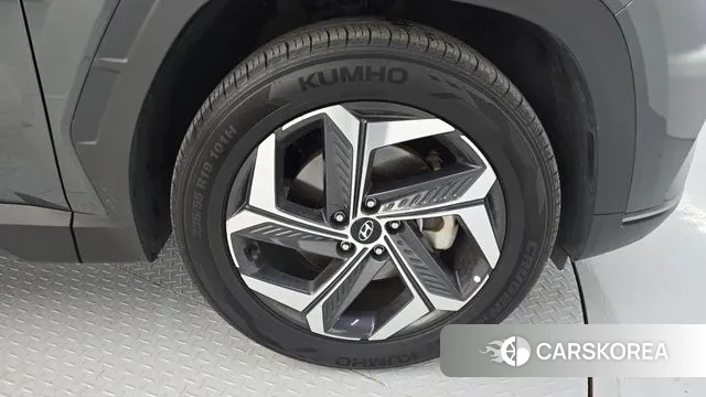 Hyundai Tucson (NX4) id 3389117 из Кореи 15