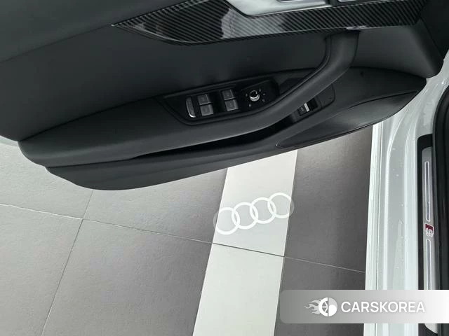 Audi A4L id 4278593 из Китая 13