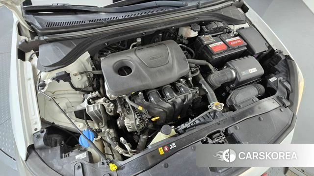 Hyundai Avante AD id 4605454 из Кореи 25