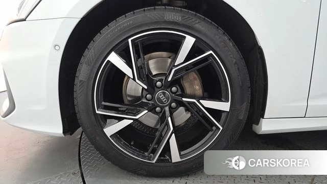 Audi A6 (C8) id 4894739 из Кореи 29
