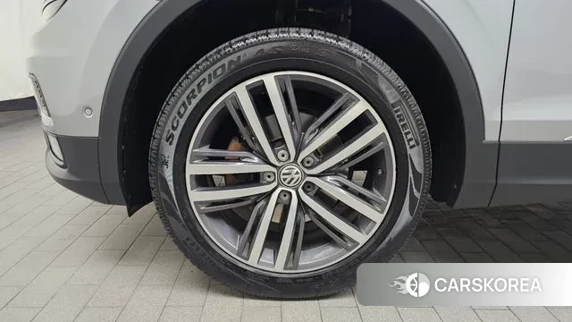 Volkswagen Tiguan Allspace id 3373985 из Кореи 15