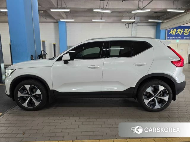 Volvo XC40 2025 Белый из Кореи, фото 5