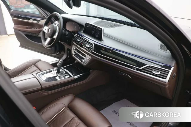 BMW 7 series id 4366044 из Китая 28
