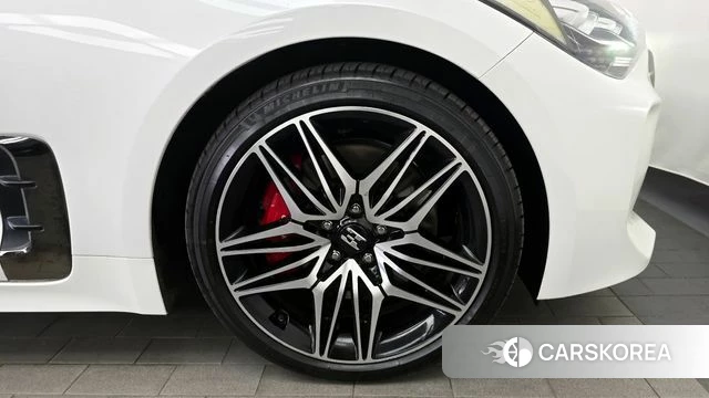 Kia Stinger id 3861728 из Кореи 15