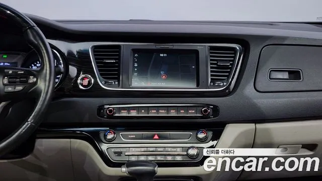 Kia The New Carnival id 2281549 из Кореи 15