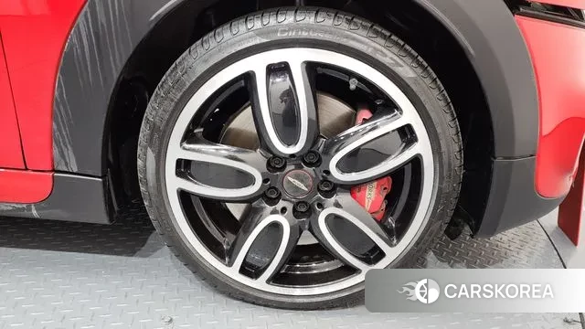 Mini Cooper S id 3672299 из Кореи 15