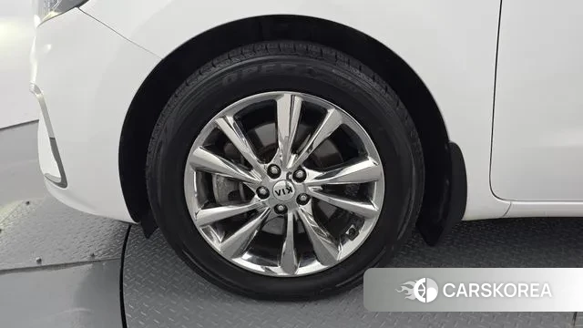 Kia The New Carnival id 3004270 из Кореи 15