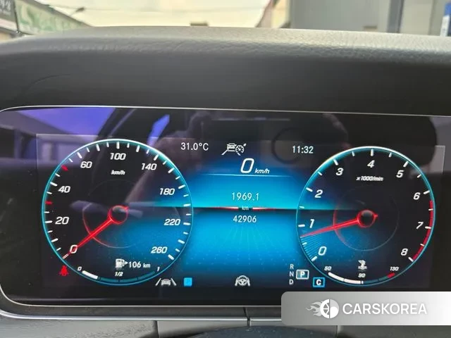 Mercedes-Benz E-Class W213 2022 Серебряный из Кореи, фото 6