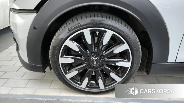 Mini Cooper S id 4316133 из Кореи 25