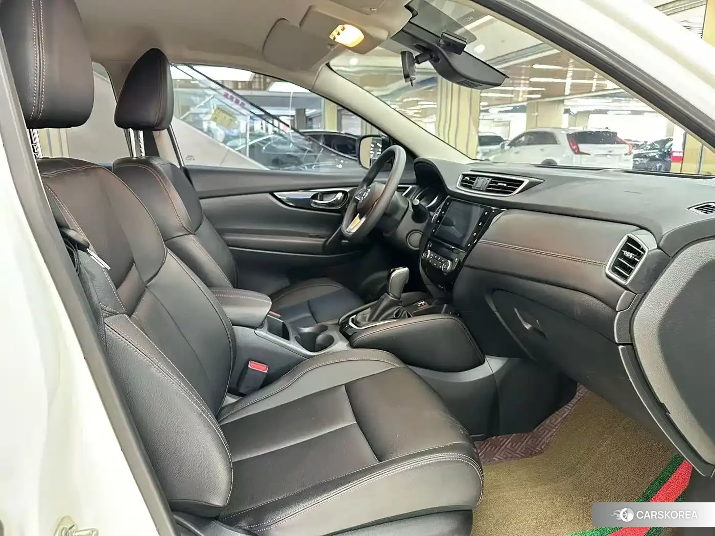 Nissan Qashqai 2022 Белый из Китая, фото 5