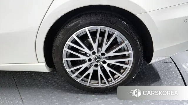 Mercedes-Benz A-Class W177 id 3504240 из Кореи 15