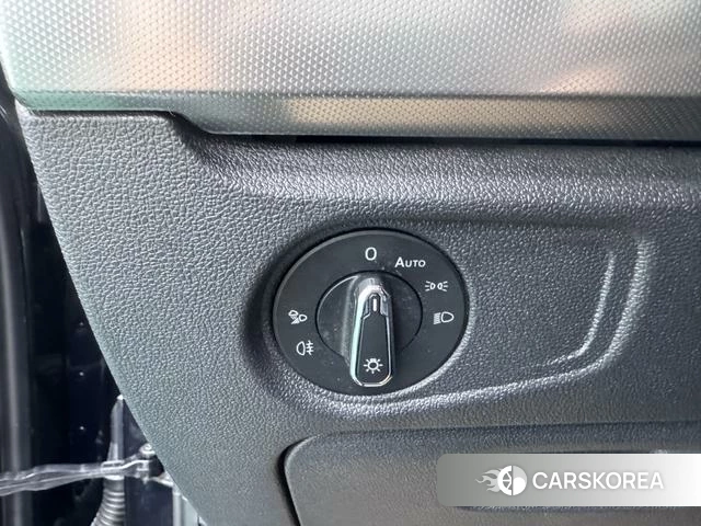 Volkswagen Passat id 4313473 из Китая 21