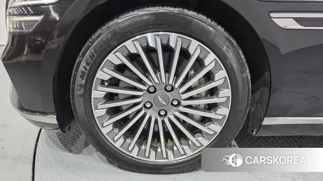 Genesis Electrified G80 (RG3) id 3518879 из Кореи 15