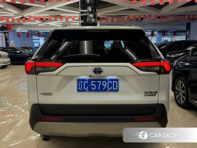 Toyota RAV4 Rongfang 2024 Белый из Китая, фото 5