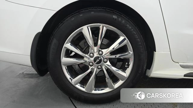 Kia The New Carnival id 4397894 из Кореи 15