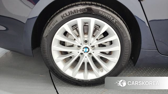 BMW 5 Series (G30) id 4324794 из Кореи 28
