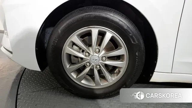 Hyundai The New Avante AD id 3661762 из Кореи 15