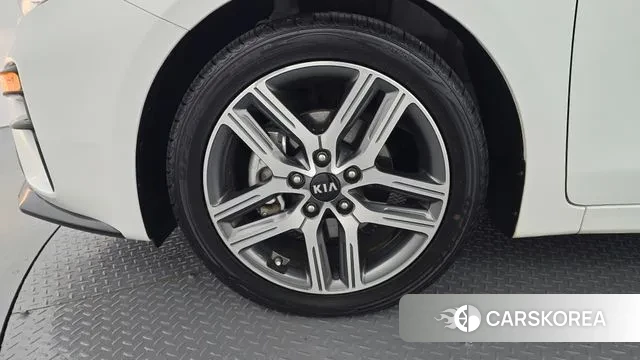 Kia Come New K3 id 3362840 из Кореи 15