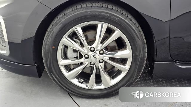 Kia The New Carnival id 4458948 из Кореи 25