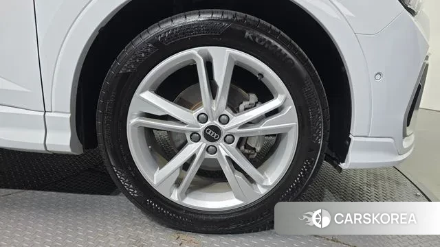 Audi Q3 (F3) id 3586404 из Кореи 15