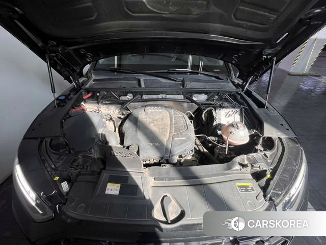Audi Q5L id 4297709 из Китая 19