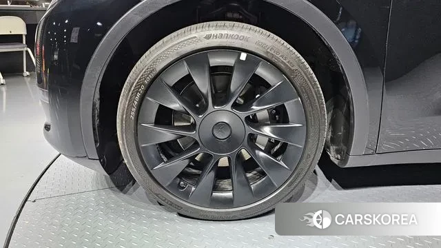 Tesla Model Y id 3549750 из Кореи 15